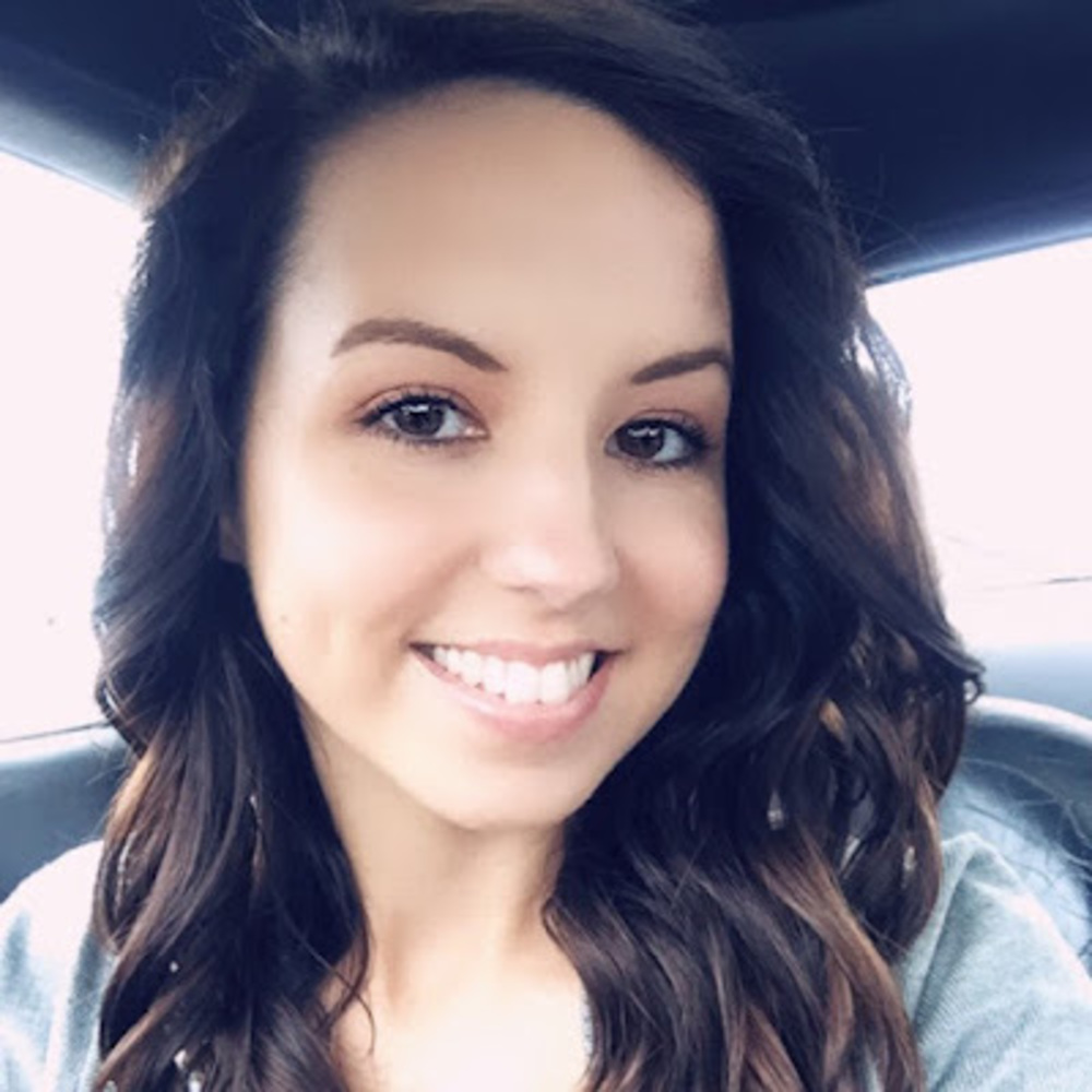 Meet your Posher, Courtney